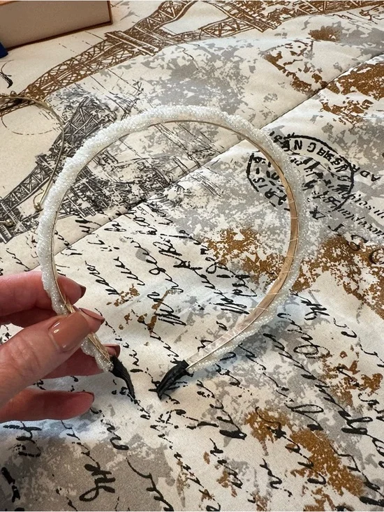 NWT! Lulu's White and Gold Pearl-Trim and Crystal Headbands - Picture 7 of 9